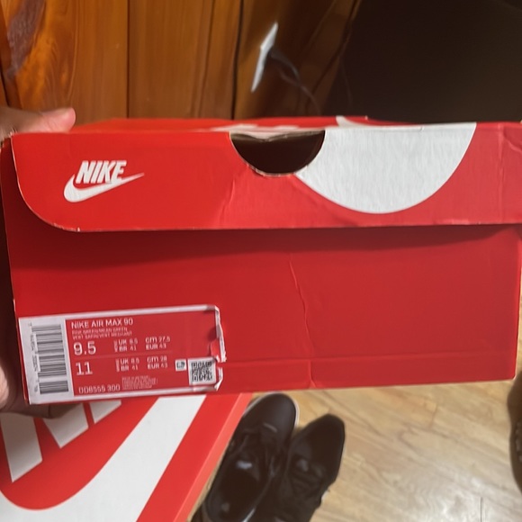 Nike Air Force 90 size 9.5 there green and white there 8/10 great condition - Picture 2 of 8